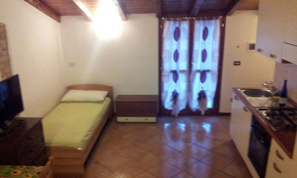 Via Toscana House Parma Bilik gambar