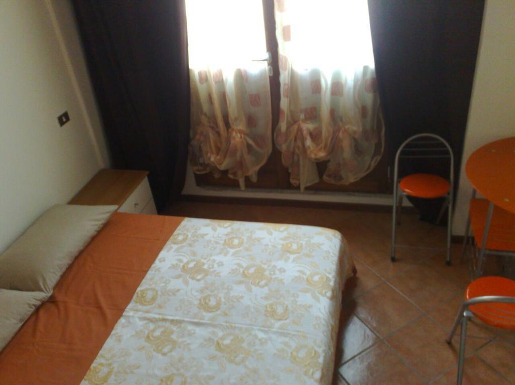 Via Toscana House Parma Bilik gambar